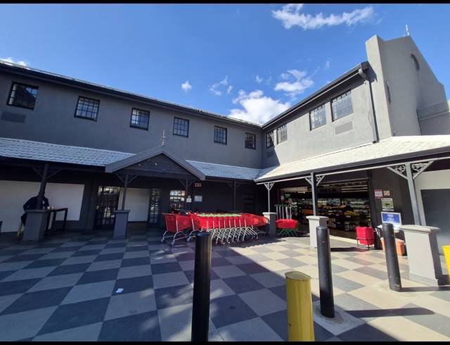 90M² OFFICE TO LET IN PARKMORE